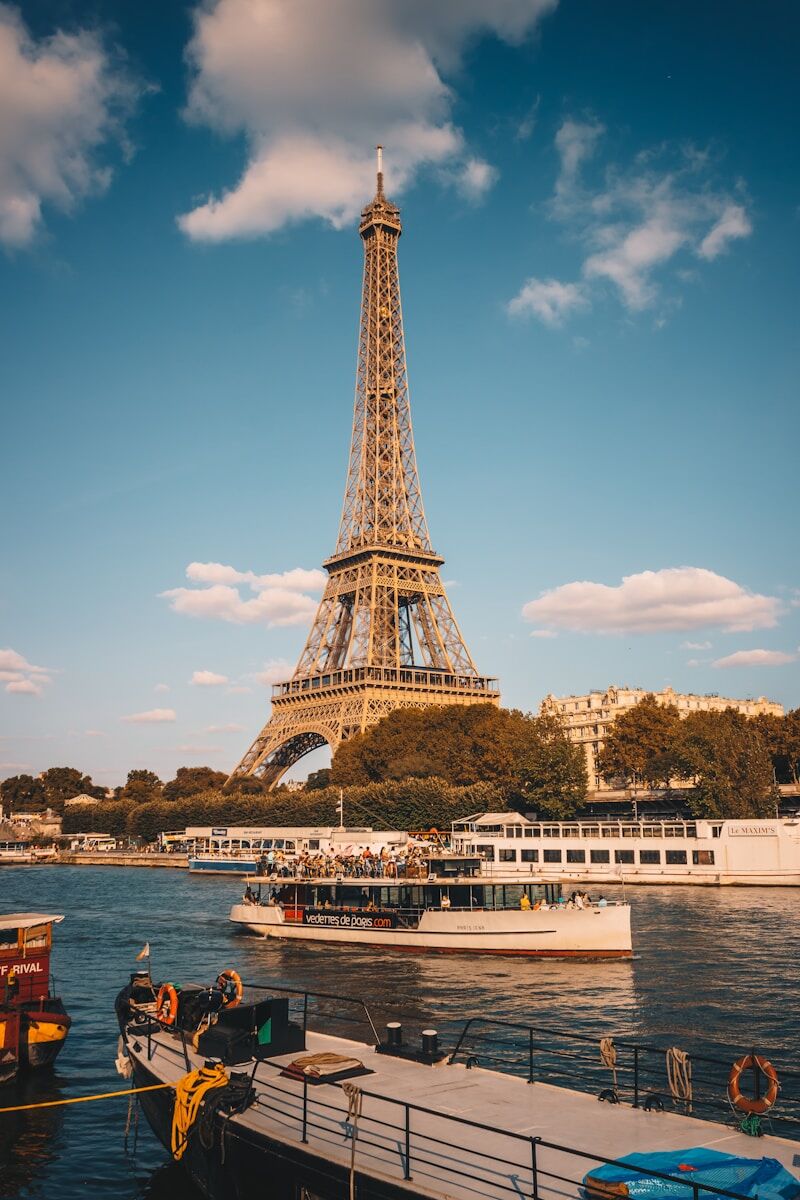 eiffel tower
